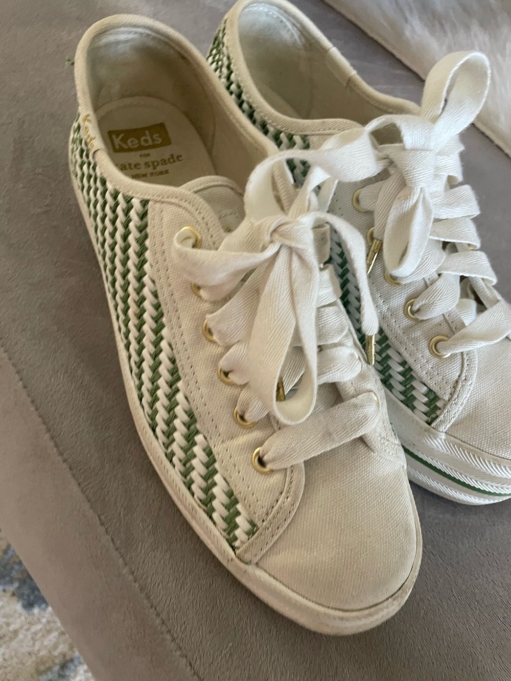 Kate Spade Keds White & Green Woven Low-Top Sneakers, Size 7